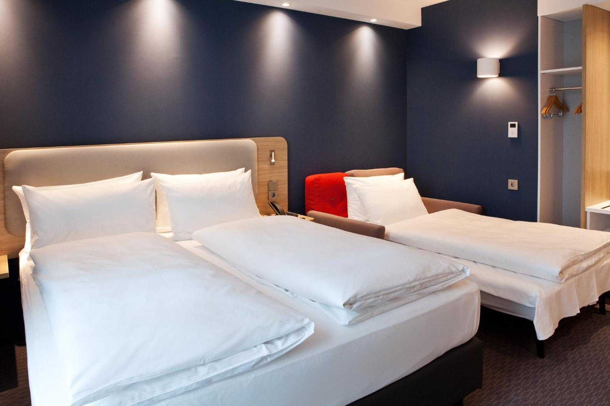 Holiday Inn Express Bochum By Ihg Экстерьер фото