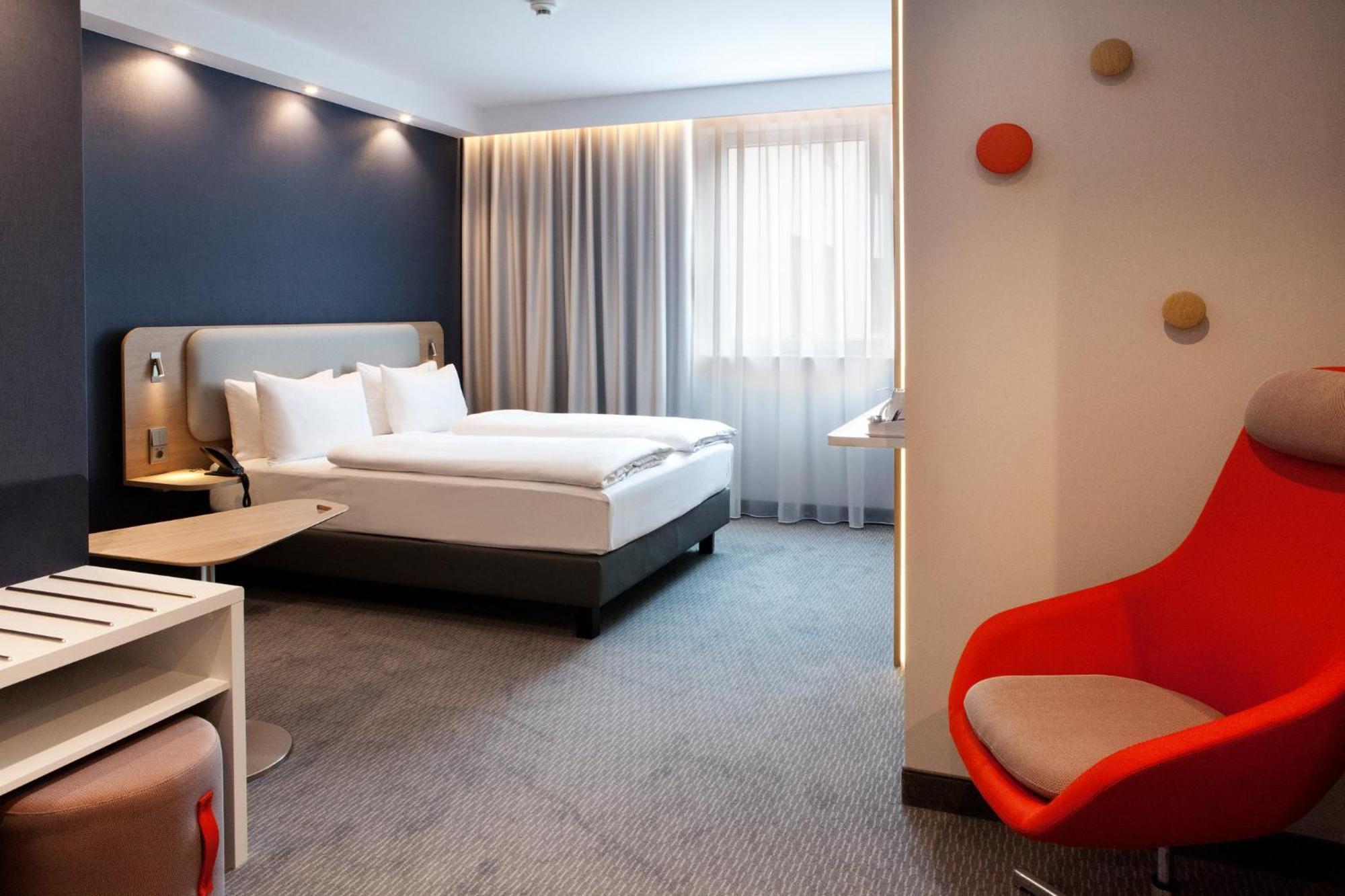Holiday Inn Express Bochum By Ihg Экстерьер фото