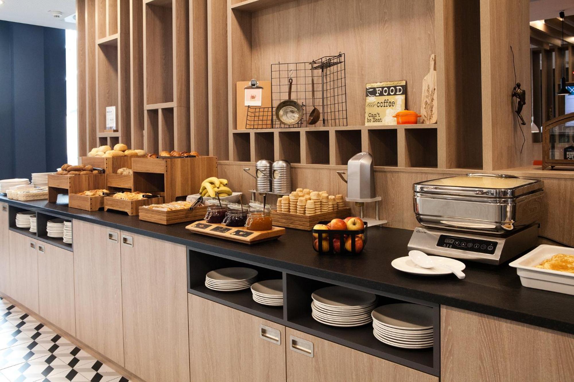 Holiday Inn Express Bochum By Ihg Экстерьер фото