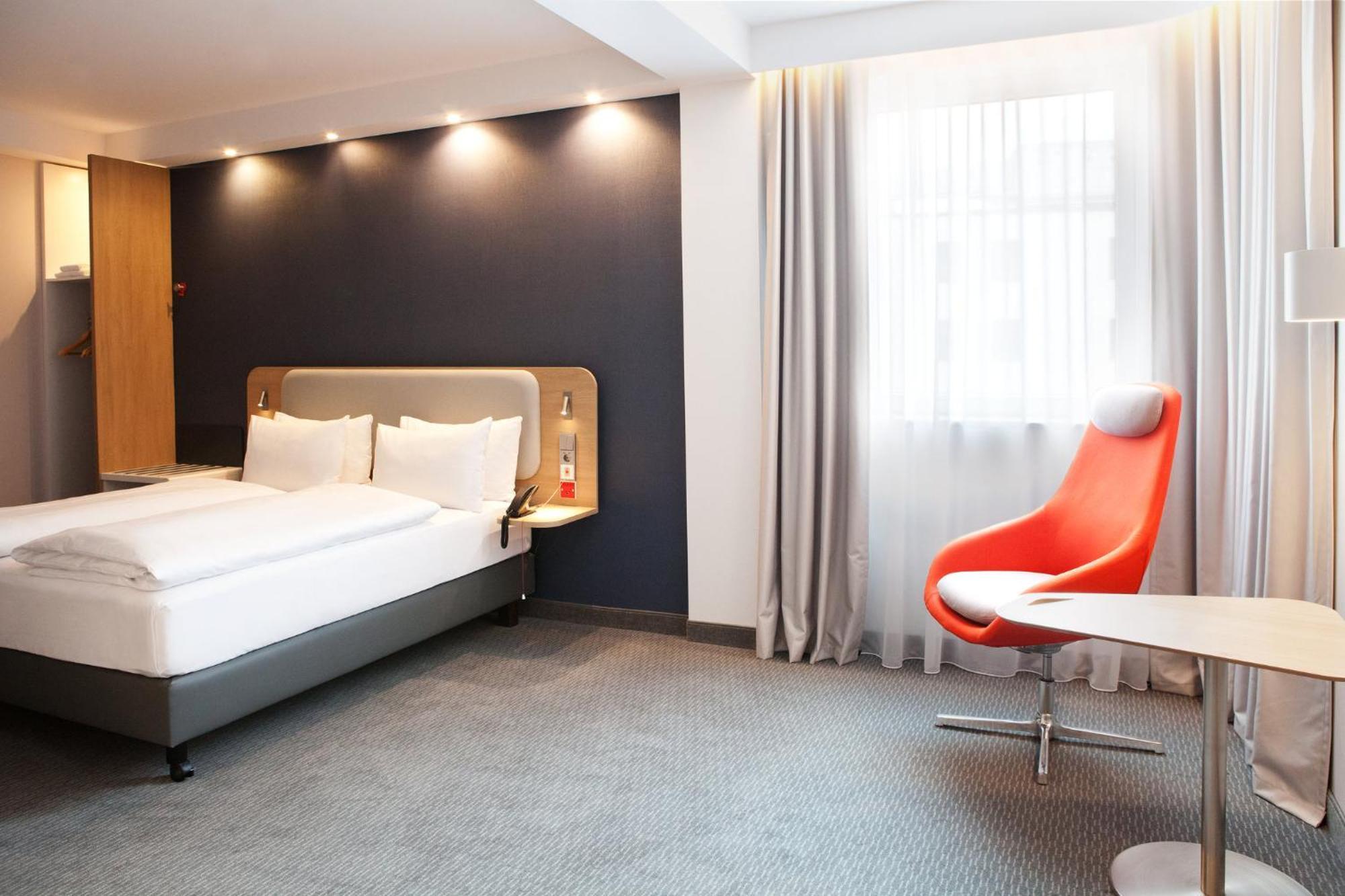 Holiday Inn Express Bochum By Ihg Экстерьер фото